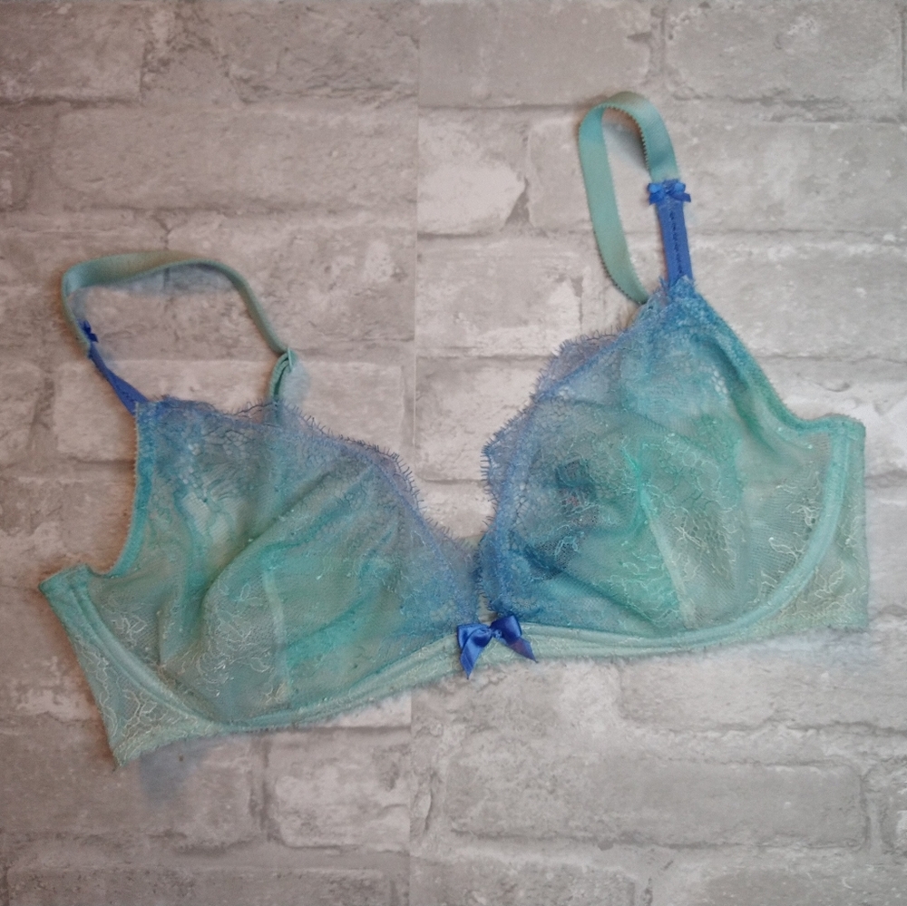 Victoria's Secret Bra 36D